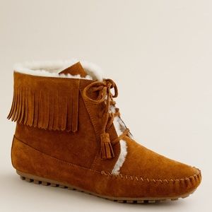 Minnetonka Shearling Lined Lace Boot